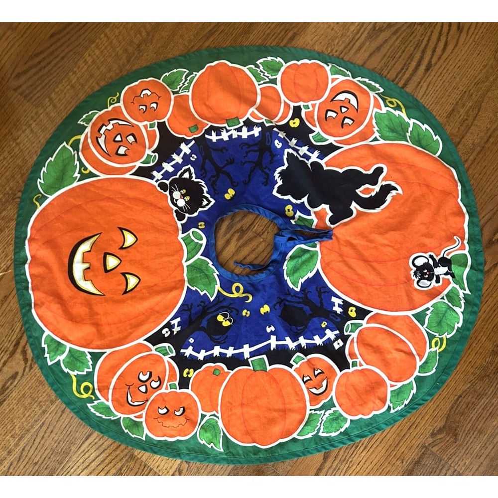 Vintage Halloweeen Pumpkin Black Cat Glow In Dark Tree Skirt 33 inch